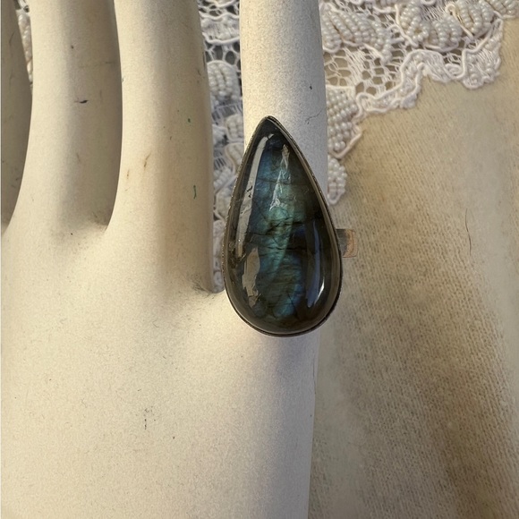 STERLING SILVER HUGE LABRADORITE RING - Picture 6 of 8